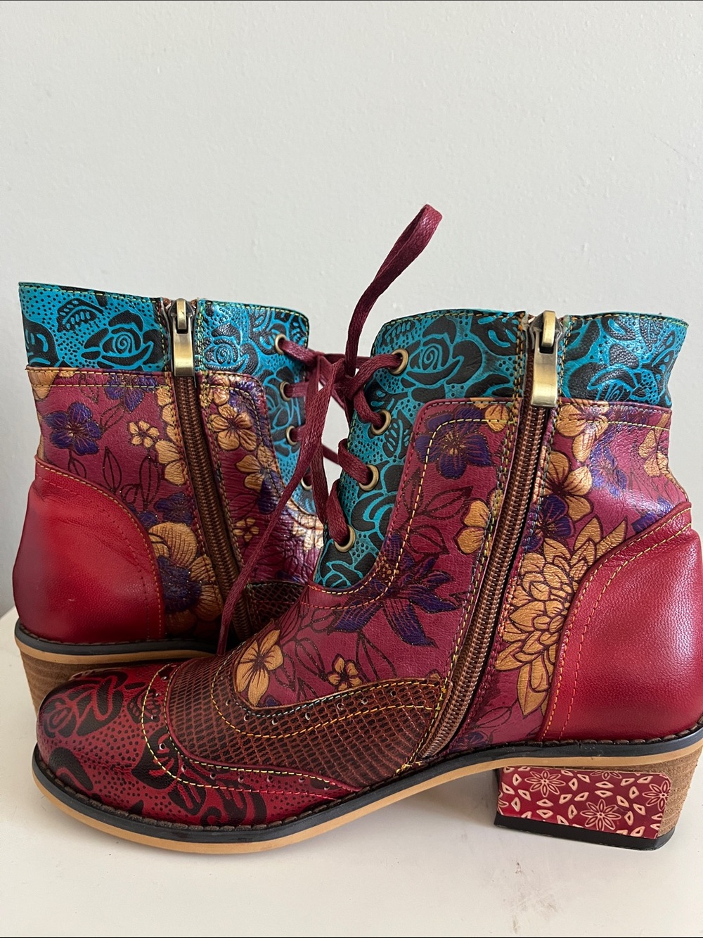 Women's Floral Lace-Up Ankle Boots in Burgundy and Teal Size 39 - Picture 4 of 7
